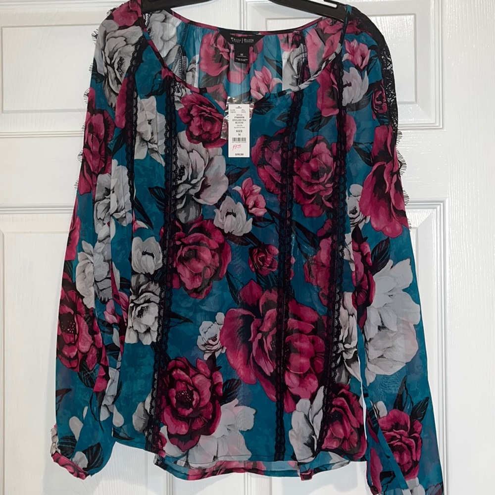 WHITE HOUSE BLACK MARKET “ENGLISH TEA BLOUSE” Size M